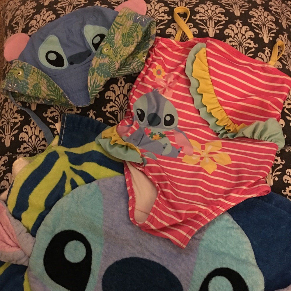 Stitch toddler bathing suit, bucket hat and towel